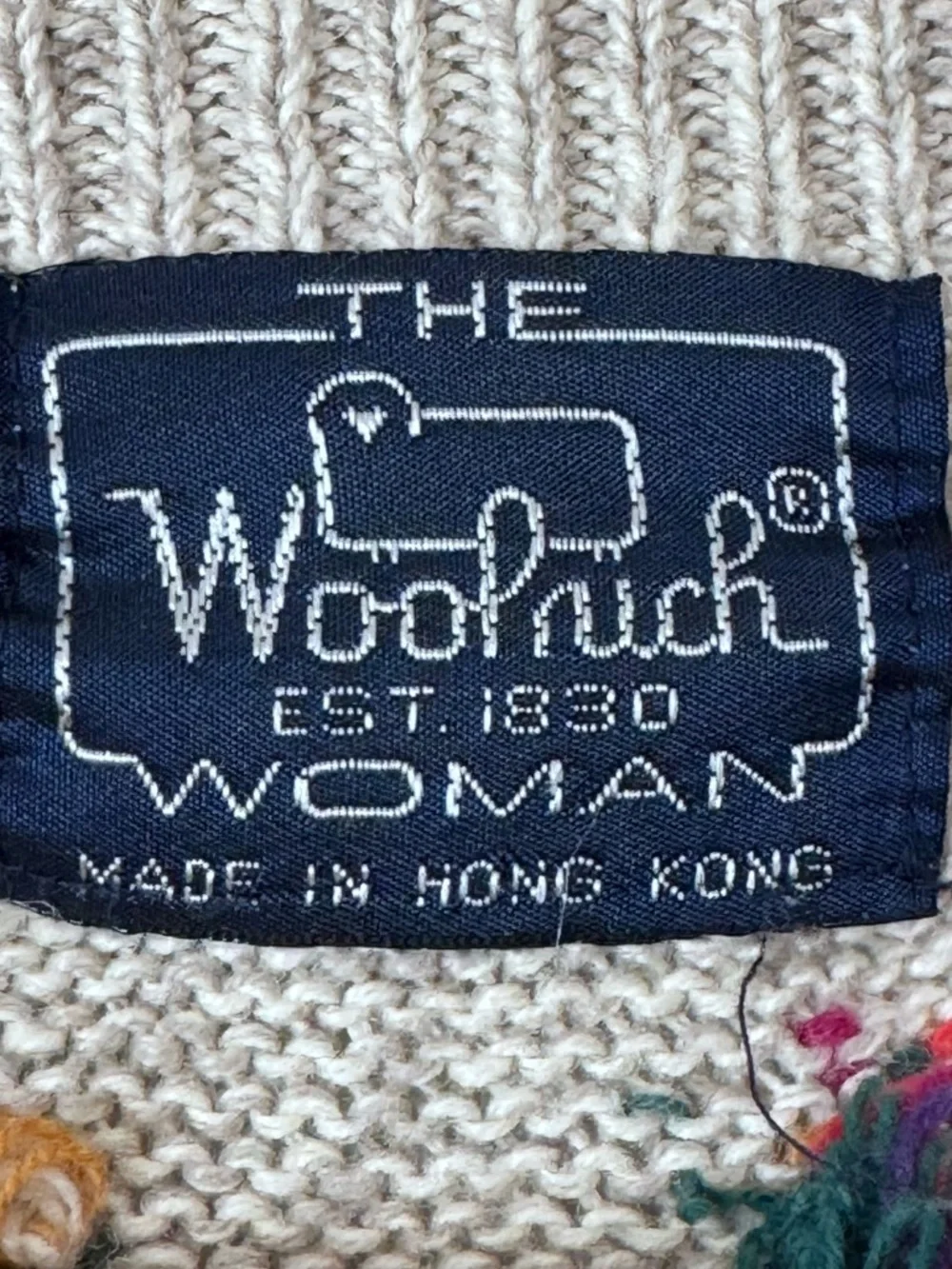 Vintage WOOLRICH Farm Scene Sweater - Picture 5 of 10